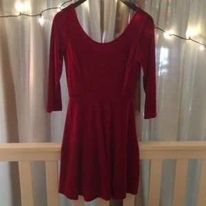 Maitai red velvet long sleeve dress!